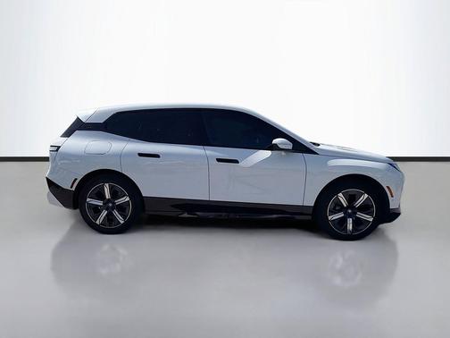 2023 BMW iX xDrive50