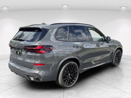 Dravit Grey Metallic 2026 BMW X5 sDrive40i