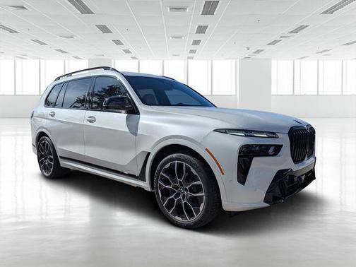 2026 BMW X7 M60i
