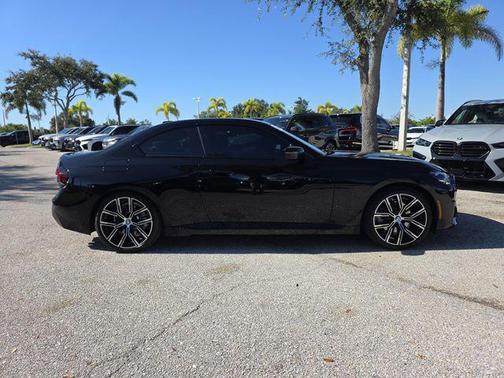 2023 BMW 230 i