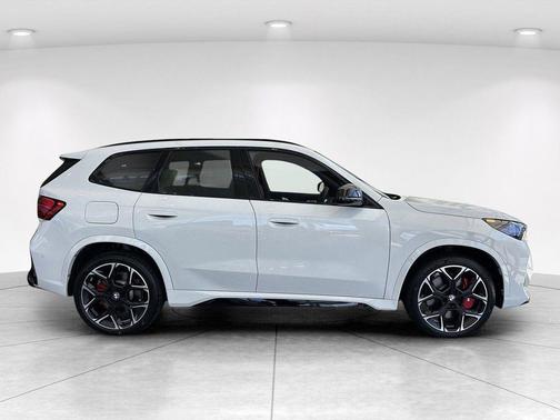 Alpine White 2026 BMW X1 M35i