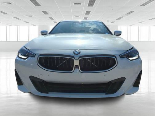 Mineral White Metallic 2026 BMW 230 230i