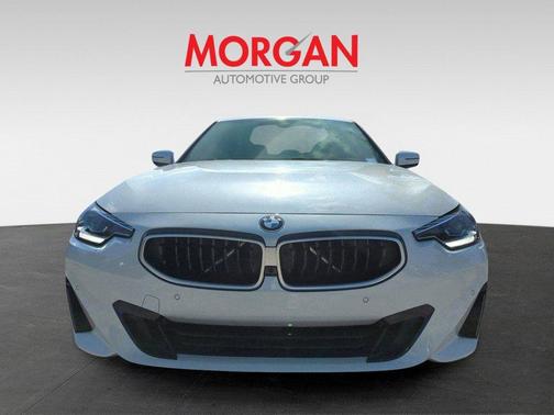 Mineral White Metallic 2026 BMW 230 230i