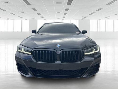 2023 BMW 530 i