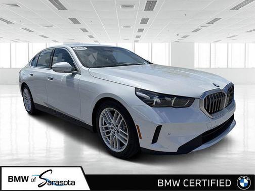 2024 BMW 530 i xDrive