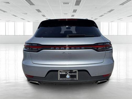 2019 Porsche Macan Base