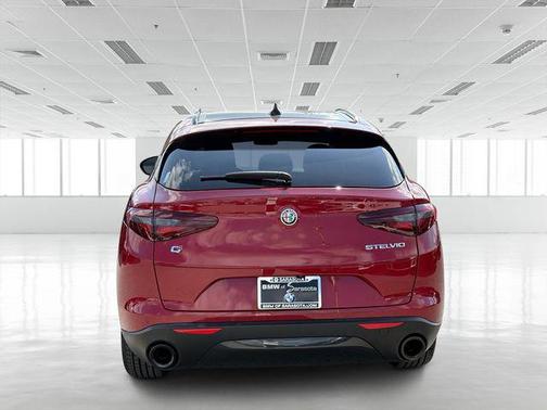 2023 Alfa Romeo Stelvio Sprint AWD