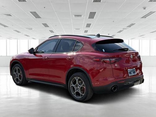 2023 Alfa Romeo Stelvio Sprint AWD
