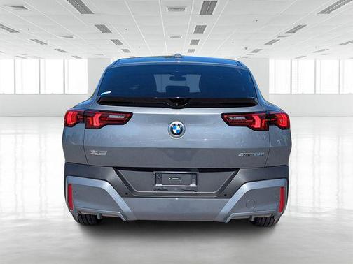2025 BMW X2 xDrive28i