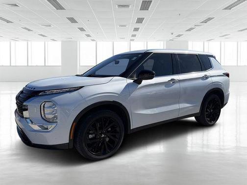 2023 Mitsubishi Outlander SE Black Edition S-AWC