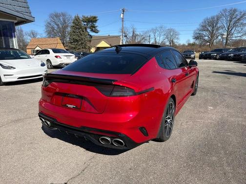 2022 Kia Stinger GT1 AWD