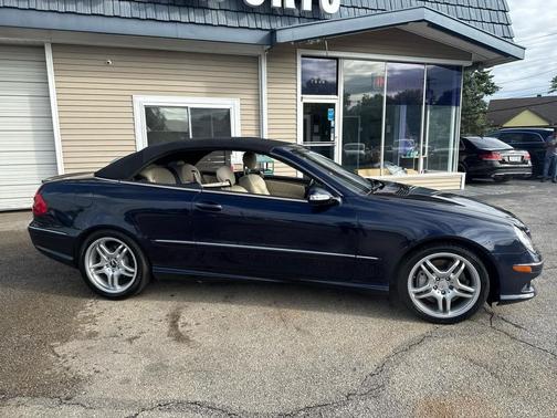 2009 Mercedes-Benz CLK-Class 2dr Cabriolet 5.5L