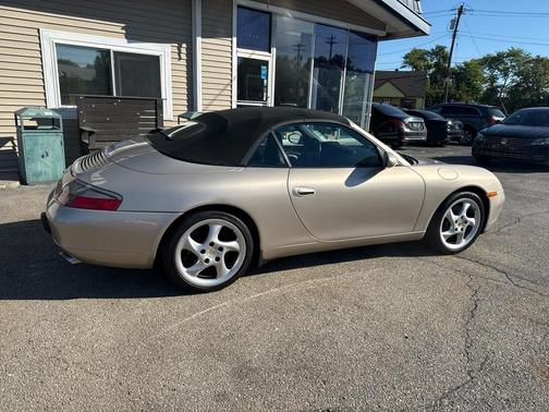 2000 Porsche 911 Carrera Cabriolet