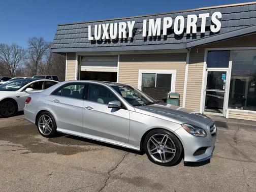 2016 Mercedes-Benz E-Class 4dr Sdn E 350 Sport RWD