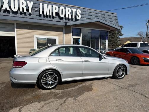 2016 Mercedes-Benz E-Class 4dr Sdn E 350 Sport RWD