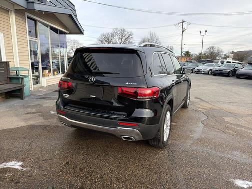 2022 Mercedes-Benz GLB 250 4MATIC