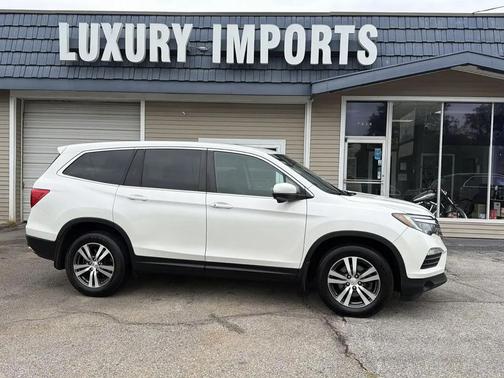 White 2018 Honda Pilot EX-L
