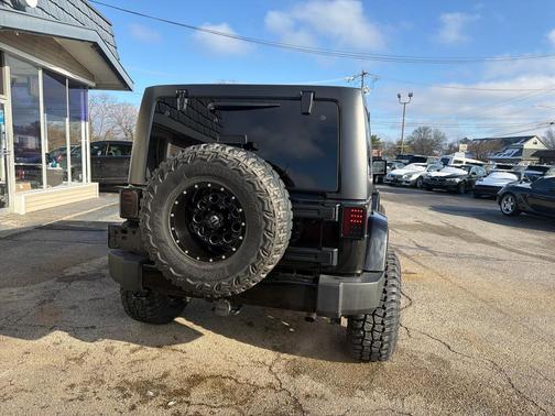 2017 Jeep Wrangler Unlimited Sahara