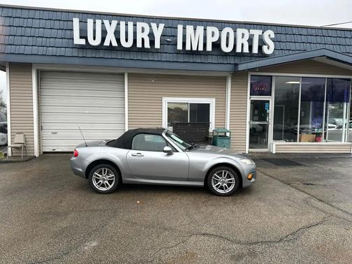 2015 Mazda MX-5 Miata Sport