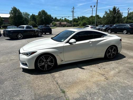 2018 INFINITI Q60 3.0t Sport