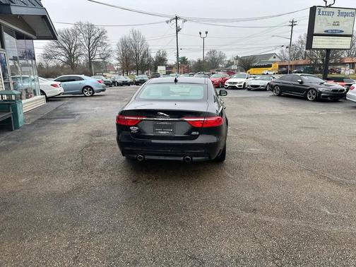 2017 Jaguar XF 35t Prestige