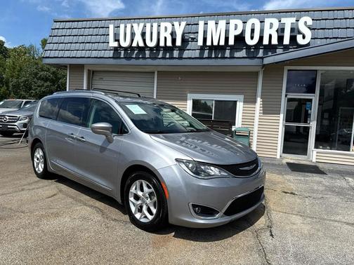 2018 Chrysler Pacifica Touring-L Plus