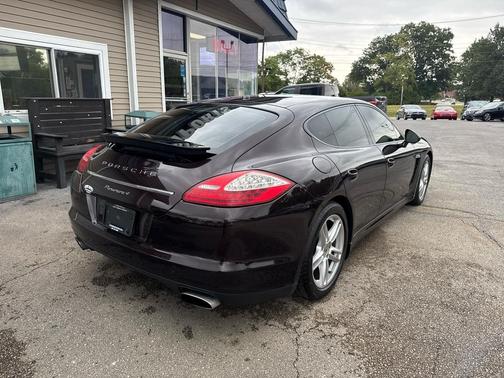 2012 Porsche Panamera 4