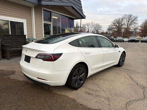 2019 Tesla Model 3 Mid Range