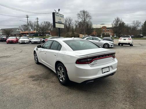 2015 Dodge Charger SXT