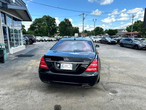2013 Mercedes-Benz S-Class 4dr Sdn S 550 4MATIC