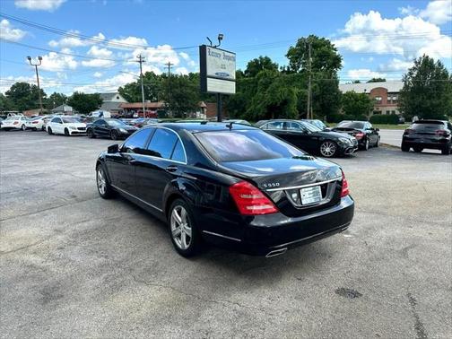 2013 Mercedes-Benz S-Class 4dr Sdn S 550 4MATIC