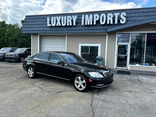 2013 Mercedes-Benz S-Class 4dr Sdn S 550 4MATIC