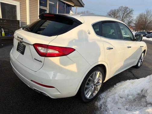 2018 Maserati Levante GranLusso