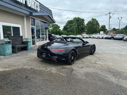 Obsidian Black Metallic 2022 Mercedes-Benz AMG SL 63 Base