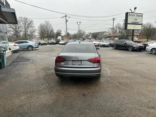 2017 Volkswagen Passat 1.8T S