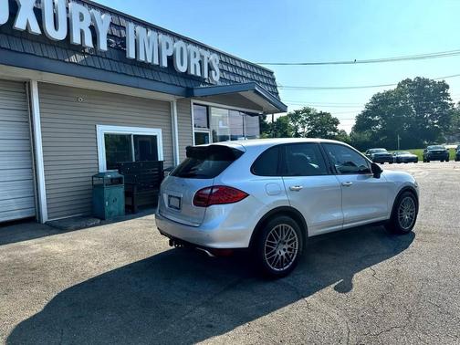 2012 Porsche Cayenne AWD 4dr