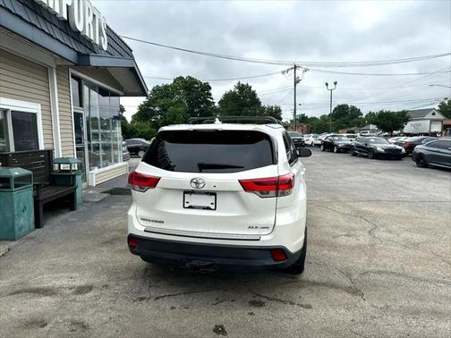 2017 Toyota Highlander XLE