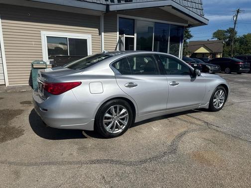 2014 INFINITI Q50 Premium