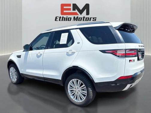2020 Land Rover Discovery Landmark Edition