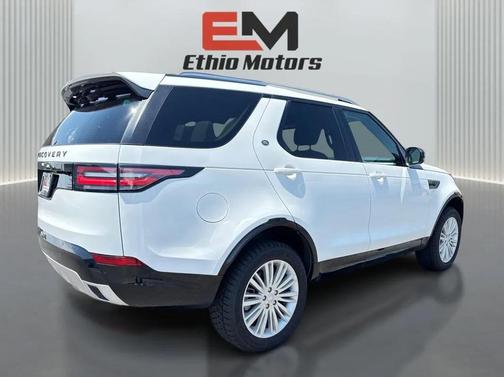 2020 Land Rover Discovery Landmark Edition