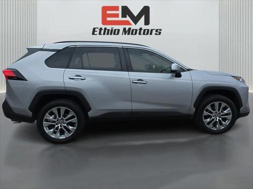 2019 Toyota RAV4 Limited