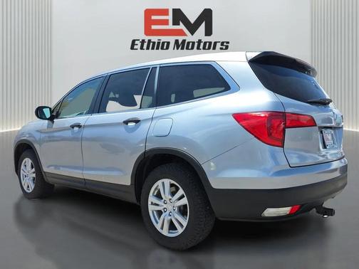 2016 Honda Pilot LX