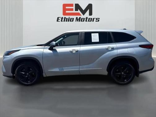 2023 Toyota Highlander LE