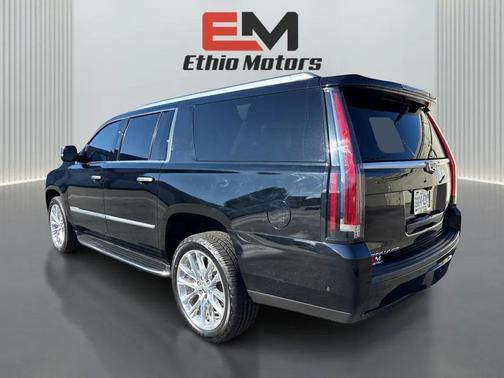 2019 Cadillac Escalade ESV Luxury