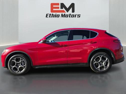 2018 Alfa Romeo Stelvio Base