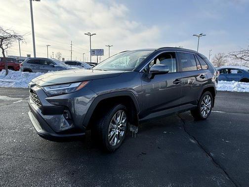 2023 Toyota RAV4 XLE Premium