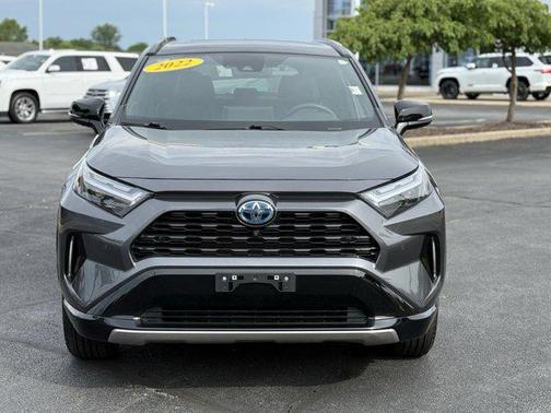 2022 Toyota RAV4 Hybrid SE