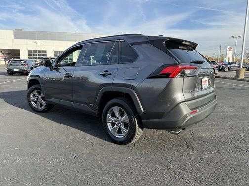 2024 Toyota RAV4 Hybrid LE