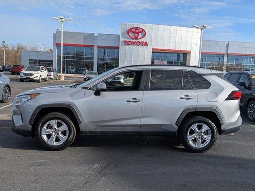 Silver Sky Metallic 2021 Toyota RAV4 XLE
