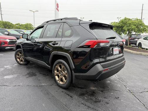 2023 Toyota RAV4 Hybrid Woodland Edition